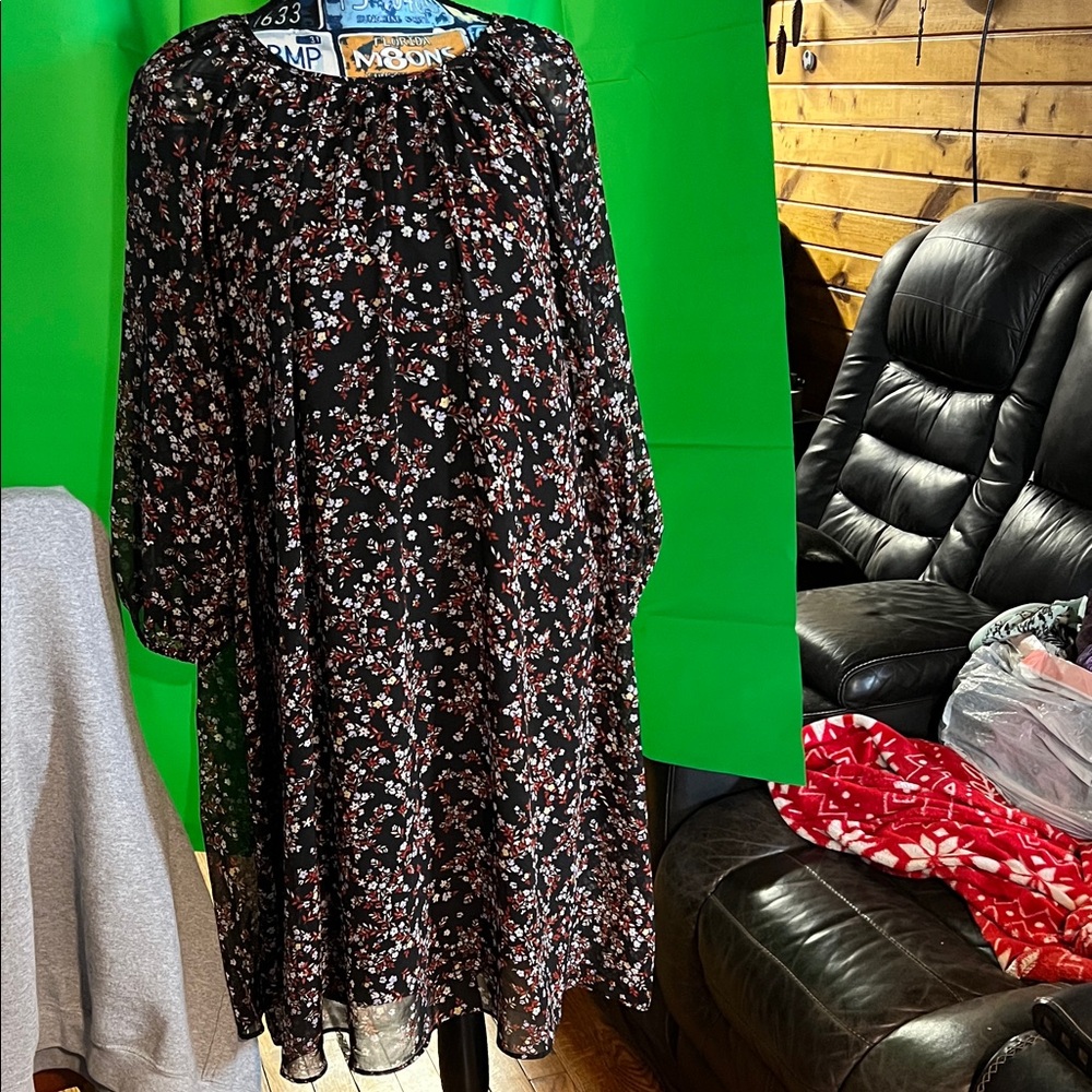 Ann Taylor Black Floral Long Sleeve Dress